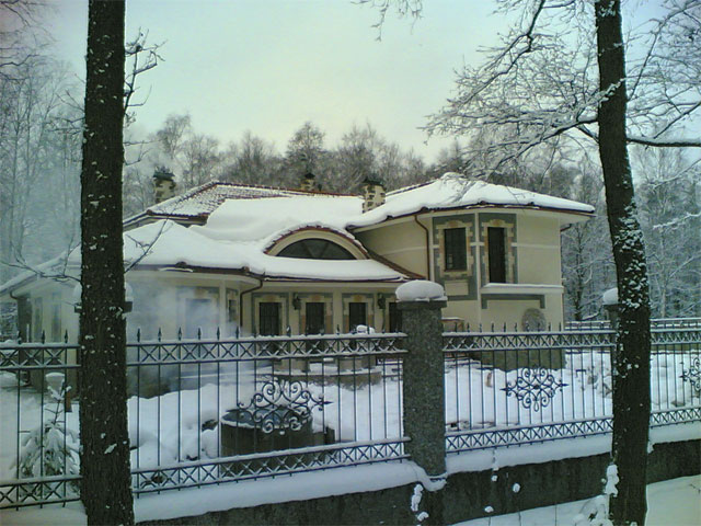 04012006.jpg