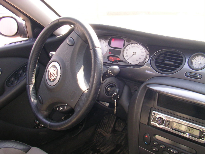 SANY1306_800x600.jpg