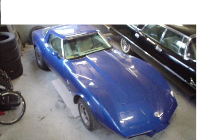 a   12728196-corvette.jpg