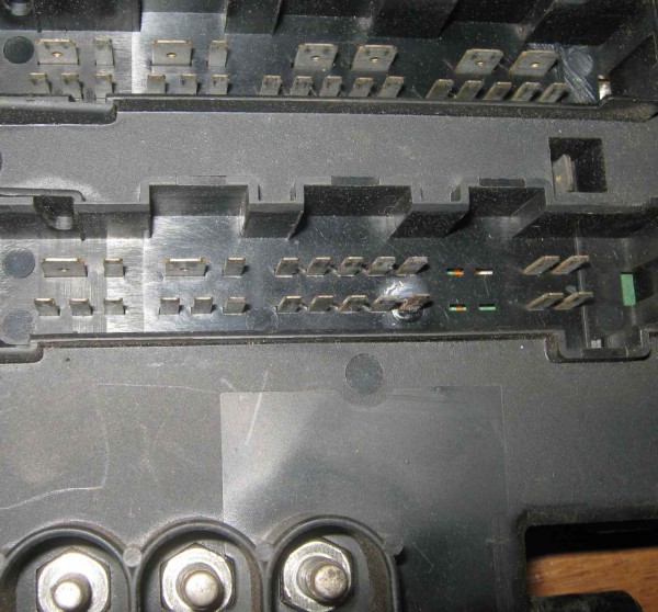 Central_Electric_Box_Bottom_Side.jpg