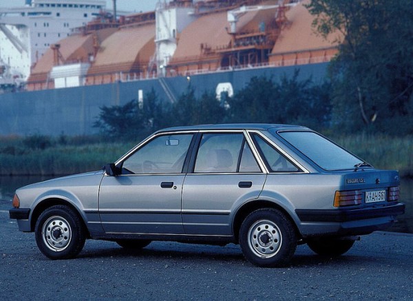 escort_1984_nagy.jpg