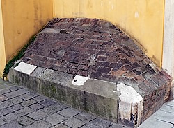 0_767da_bd370497_M.jpg