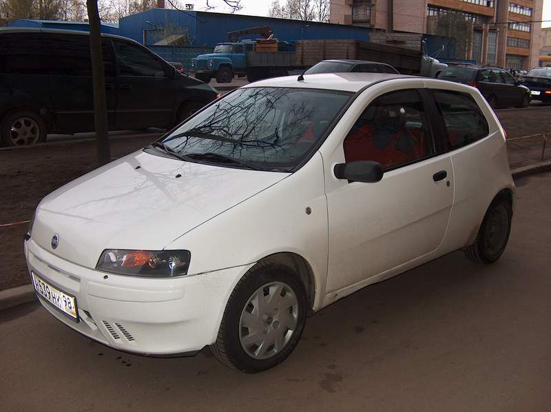 fiat punto II2.JPG