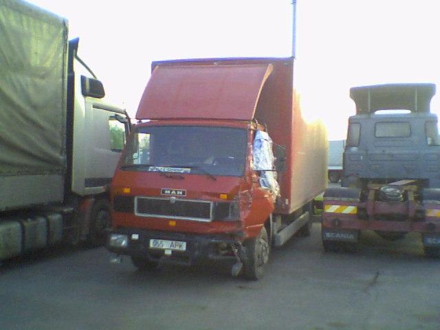 MAN 1 333.JPG