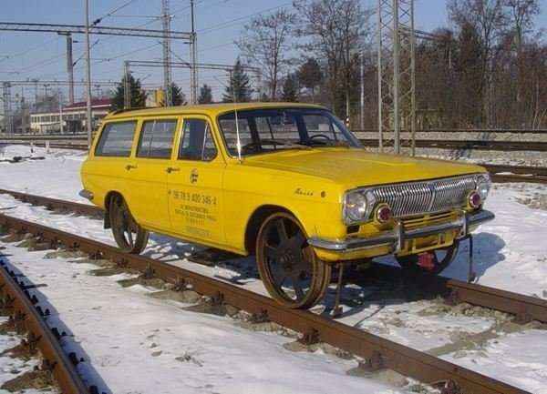 volga_train.jpg