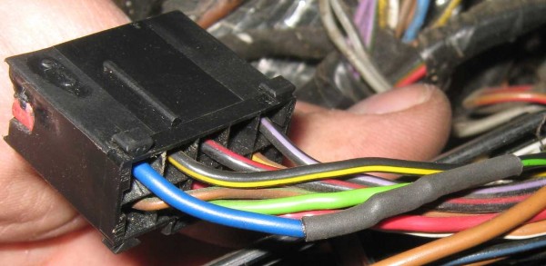 Blower_Wiring_To_Blower_Connector_Repaired_1.jpg